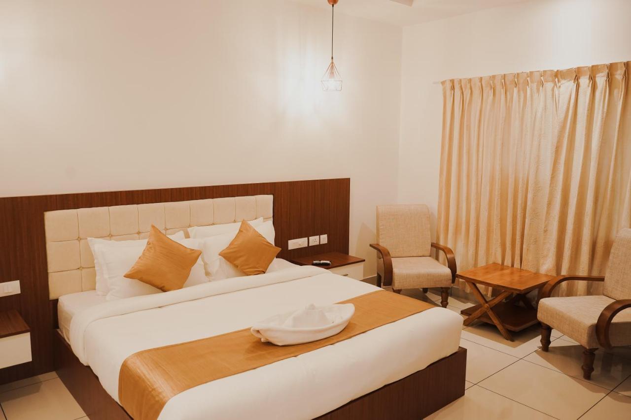 Sprise Munnar Resort And Spa Exterior photo